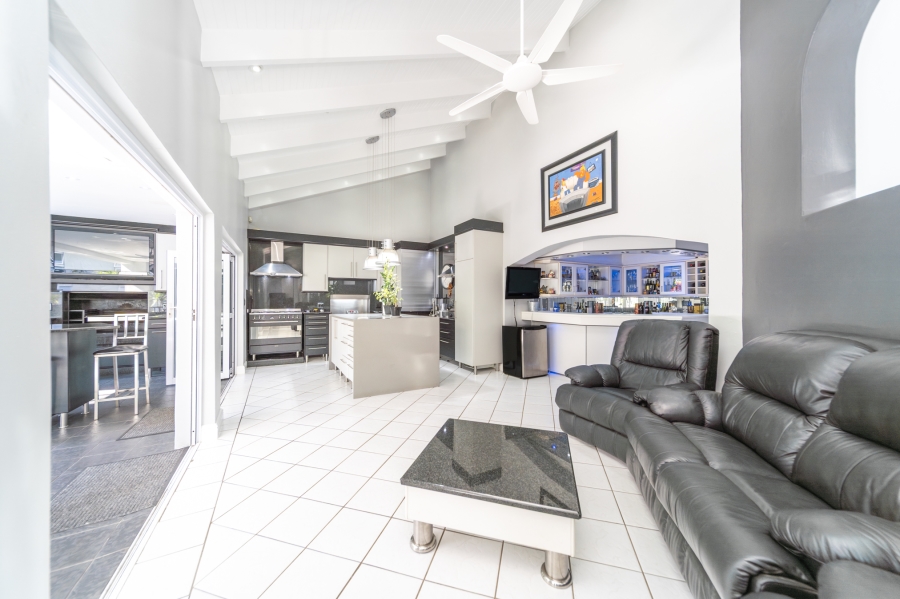 5 Bedroom Property for Sale in Nahoon Valley Park Eastern Cape